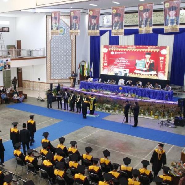 Foto Wisuda